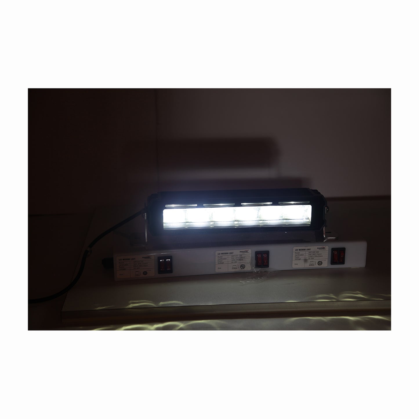 Illuminated DL4800 Drive Light on a white background